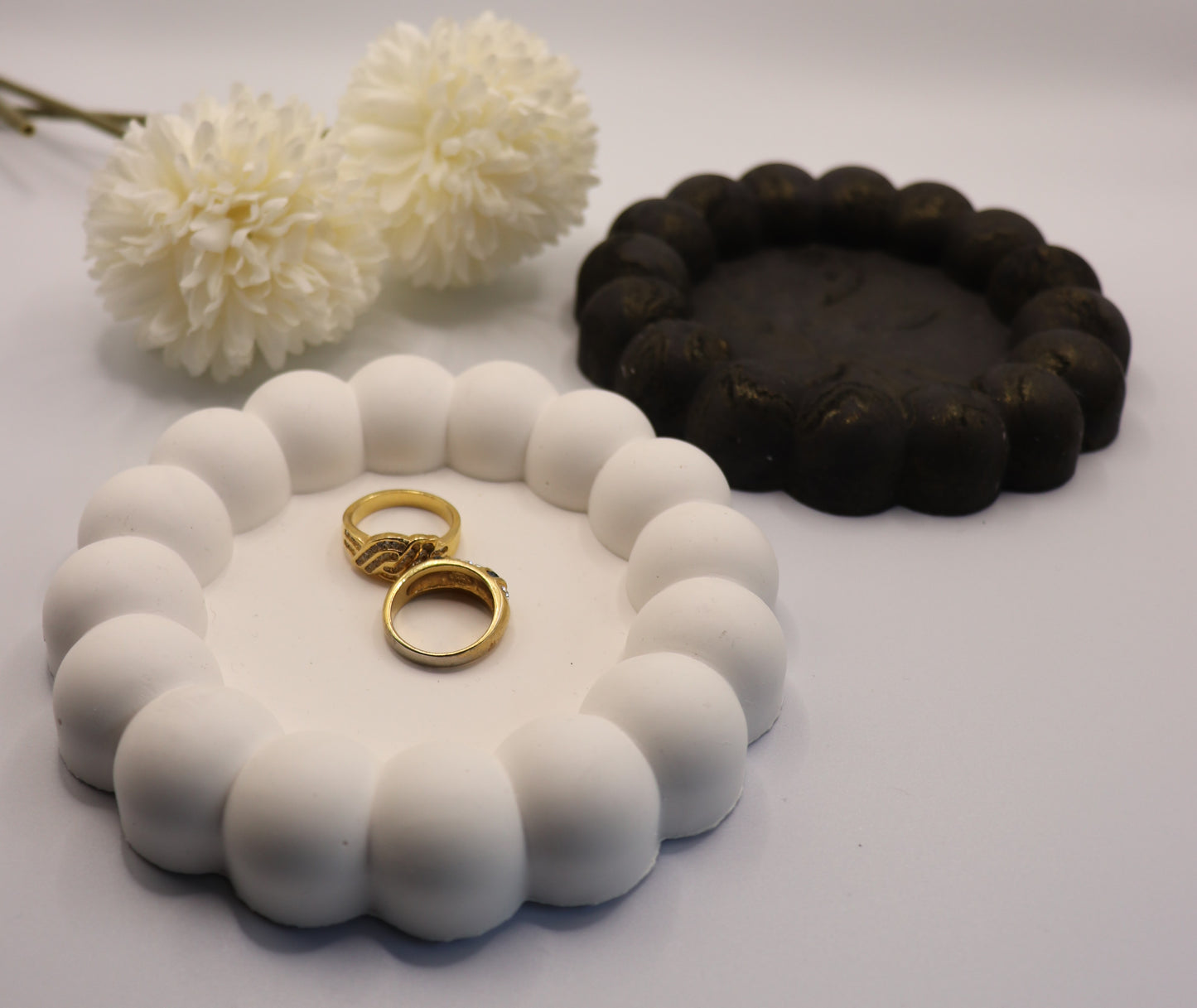 Bubble trinket tray